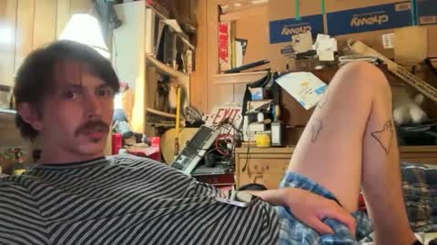 Snapshot of 69j0hndo chatting on September 9, 8:14 am FUCKR online show from September 9, 8:14 am