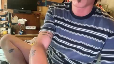 Snapshot of 69j0hndo chatting on September 25, 8:07 am FUCKR online show from September 25, 8:07 am