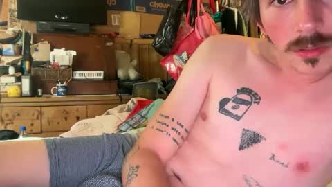 Snapshot of 69j0hndo chatting on September 30, 8:52 am FUCKR online show from September 30, 8:52 am