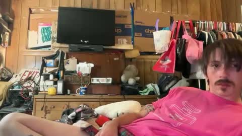 Snapshot of 69j0hndo chatting on October 6, 11:40 am FUCKR online show from October 6, 11:40 am