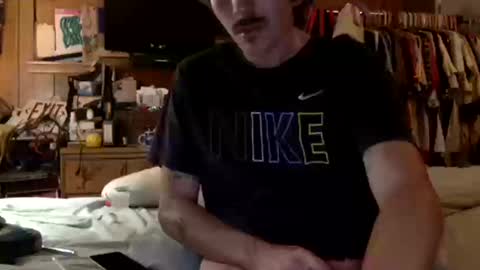 Snapshot of 69j0hndo chatting on October 16, 3:51 am FUCKR online show from October 16, 3:51 am