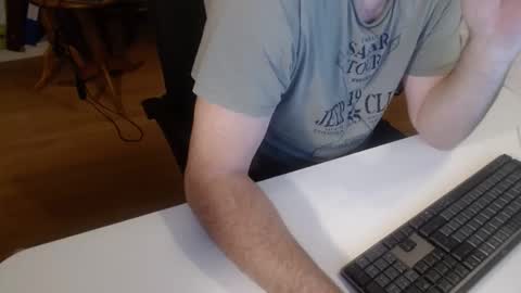 Snapshot of 69pifpaf chatting on December 16, 6:10 am 69pifpaf online show from December 16, 6:10 am