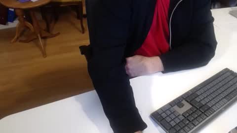 Snapshot of 69pifpaf chatting on December 17, 8:12 am 69pifpaf online show from December 17, 8:12 am