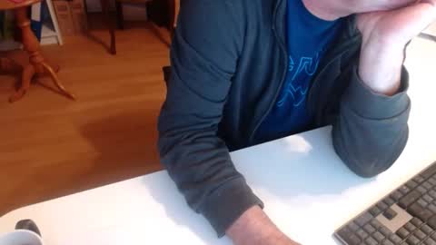 Snapshot of 69pifpaf chatting on January 6, 6:58 am 69pifpaf online show from January 6, 6:58 am