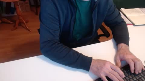 Snapshot of 69pifpaf chatting on January 10, 7:35 am 69pifpaf online show from January 10, 7:35 am