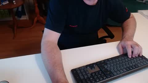 Snapshot of 69pifpaf chatting on February 18, 8:27 am 69pifpaf online show from February 18, 8:27 am