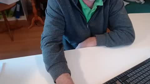 Snapshot of 69pifpaf chatting on February 27, 12:34 pm 69pifpaf online show from February 27, 12:34 pm