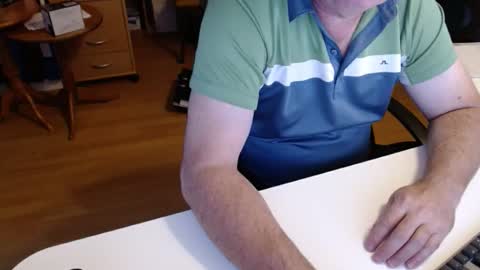 Snapshot of 69pifpaf chatting on October 27, 7:56 am 69pifpaf online show from October 27, 7:56 am