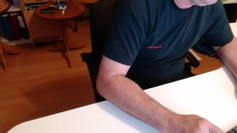 Snapshot of 69pifpaf chatting on November 15, 4:25 pm 69pifpaf online show from November 15, 4:25 pm