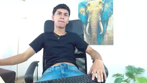 Alan online show from October 31, 1:23 pm