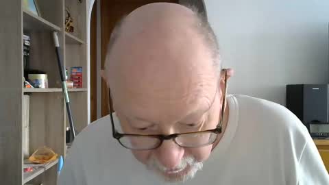 Snapshot of 7thsojourn chatting on January 16, 2:30 pm Papi online show from January 16, 2:30 pm