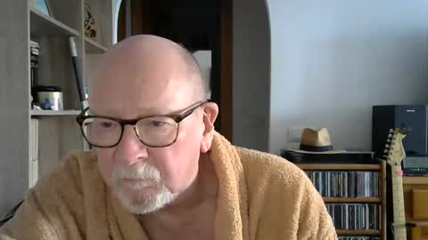 Snapshot of 7thsojourn chatting on January 18, 3:49 pm Papi online show from January 18, 3:49 pm