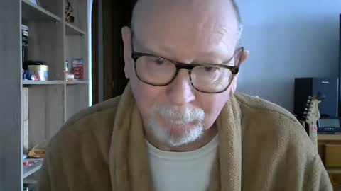 Snapshot of 7thsojourn chatting on January 30, 9:04 am Papi online show from January 30, 9:04 am