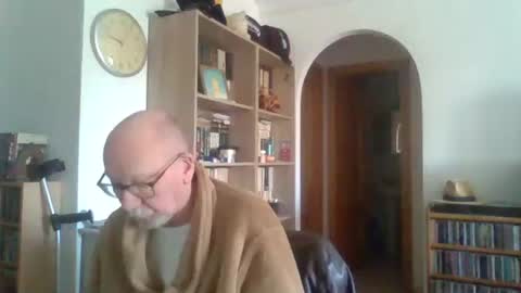 Snapshot of 7thsojourn chatting on February 5, 9:46 am Papi online show from February 5, 9:46 am