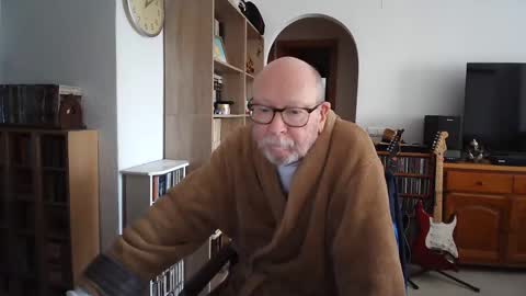 Snapshot of 7thsojourn chatting on March 1, 11:06 am Papi online show from March 1, 11:06 am