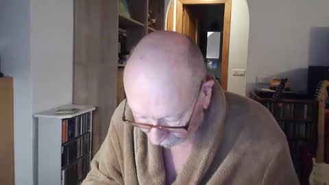 Snapshot of 7thsojourn chatting on March 1, 6:21 pm Papi online show from March 1, 6:21 pm