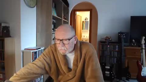 Snapshot of 7thsojourn chatting on March 9, 5:17 pm Papi online show from March 9, 5:17 pm