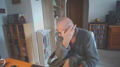 Snapshot of 7thsojourn chatting on October 29, 8:16 am Papi online show from October 29, 8:16 am