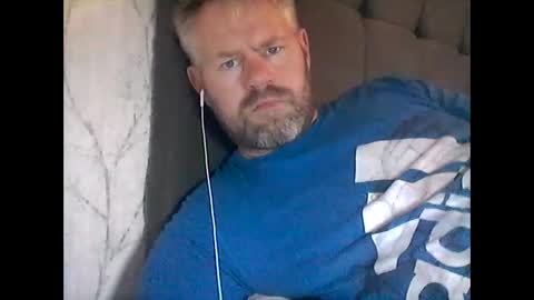 81jonnyx online show from January 2, 2:24 pm