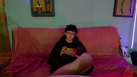 Phillip online show from September 30, 4:06 am