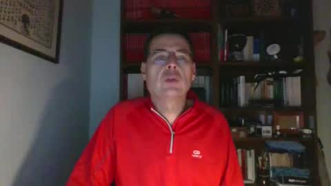 Snapshot of 8age chatting on December 14, 9:08 pm 8age online show from December 14, 9:08 pm