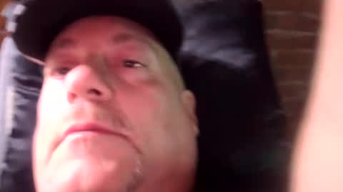 8bottomfeeder8 online show from October 4, 10:02 am