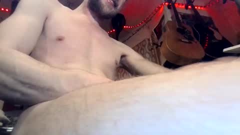 8inches4you2 online show from February 19, 6:11 am