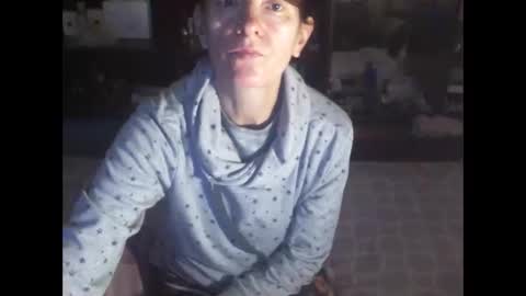 Snapshot of 8mistress8 chatting on October 25, 3:29 pm 8MISTRESS8 online show from October 25, 3:29 pm