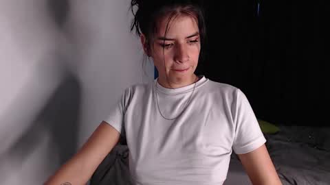 Snapshot of 9sophie_rosse chatting on November 15, 4:47 pm sofi 3 online show from November 15, 4:47 pm