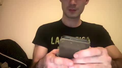 Snapshot of 9thislandd chatting on January 8, 4:44 pm 9thislandd online show from January 8, 4:44 pm