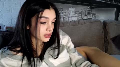 Snapshot of 9west chatting on October 23, 11:20 am KARINA online show from October 23, 11:20 am