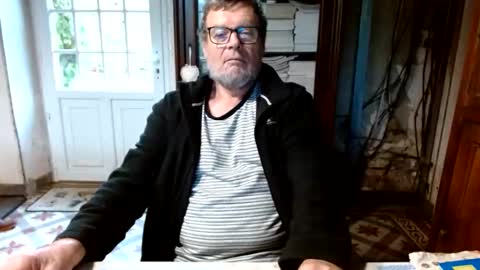 _123_voyeur_ online show from November 16, 12:44 pm