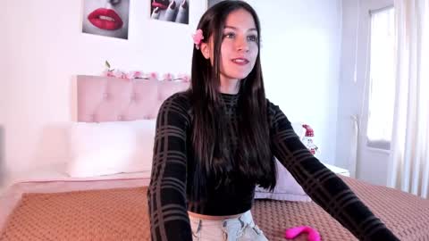 Snapshot of _abby_23_ chatting on December 15, 4:59 pm Aby online show from December 15, 4:59 pm