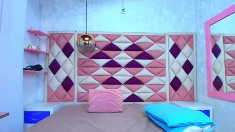  abby rouss online show from September 18, 3:08 am