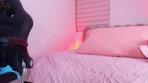  abby rouss online show from November 25, 3:06 am