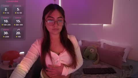 abby 3 online show from October 6, 7:00 pm