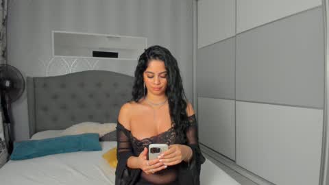 Snapshot of _adelle chatting on February 19, 5:06 pm Adelle online show from February 19, 5:06 pm