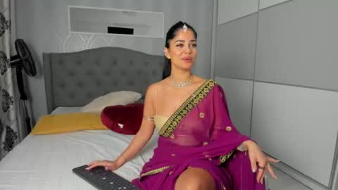 Snapshot of _adelle chatting on October 4, 11:30 am Adelle online show from October 4, 11:30 am