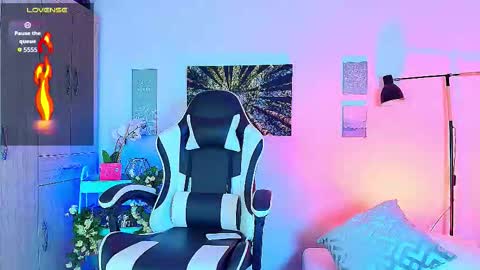 Snapshot of _alex_carter chatting on November 12, 9:32 am alex carter online show from November 12, 9:32 am