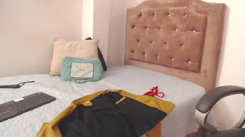 _alice_horny_ online show from January 9, 1:29 am