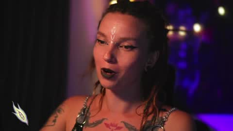 Snapshot of _alicemorrison_ chatting on December 8, 3:24 pm Alice Morrison Mistress Datura online show from December 8, 3:24 pm