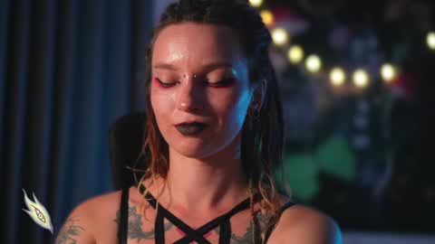 Snapshot of _alicemorrison_ chatting on December 10, 4:49 pm Alice Morrison Mistress Datura online show from December 10, 4:49 pm