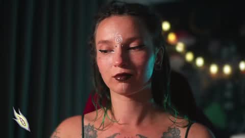 Snapshot of _alicemorrison_ chatting on December 15, 4:37 pm Alice Morrison Mistress Datura online show from December 15, 4:37 pm