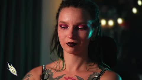 Snapshot of _alicemorrison_ chatting on December 18, 3:55 pm Alice Morrison Mistress Datura online show from December 18, 3:55 pm