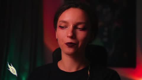 Snapshot of _alicemorrison_ chatting on December 28, 3:48 pm Alice Morrison Mistress Datura online show from December 28, 3:48 pm