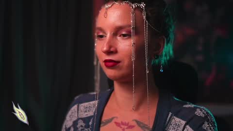 Snapshot of _alicemorrison_ chatting on December 30, 7:21 pm Alice Morrison Mistress Datura online show from December 30, 7:21 pm