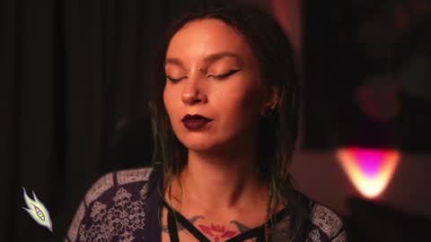 Snapshot of _alicemorrison_ chatting on January 8, 4:00 pm Alice Morrison Mistress Datura online show from January 8, 4:00 pm