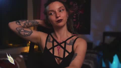 Snapshot of _alicemorrison_ chatting on February 11, 7:38 pm Alice Morrison Mistress Datura online show from February 11, 7:38 pm