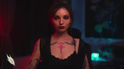 Snapshot of _alicemorrison_ chatting on February 26, 4:45 pm Alice Morrison Mistress Datura online show from February 26, 4:45 pm