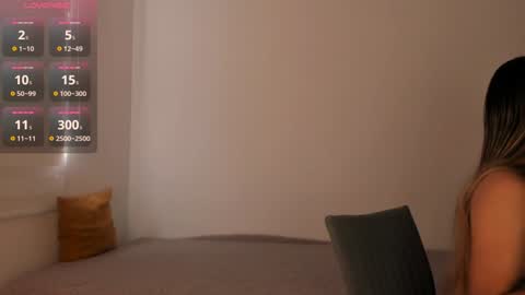 Snapshot of _alliex_ chatting on December 20, 1:00 pm you can call me pretty online show from December 20, 1:00 pm